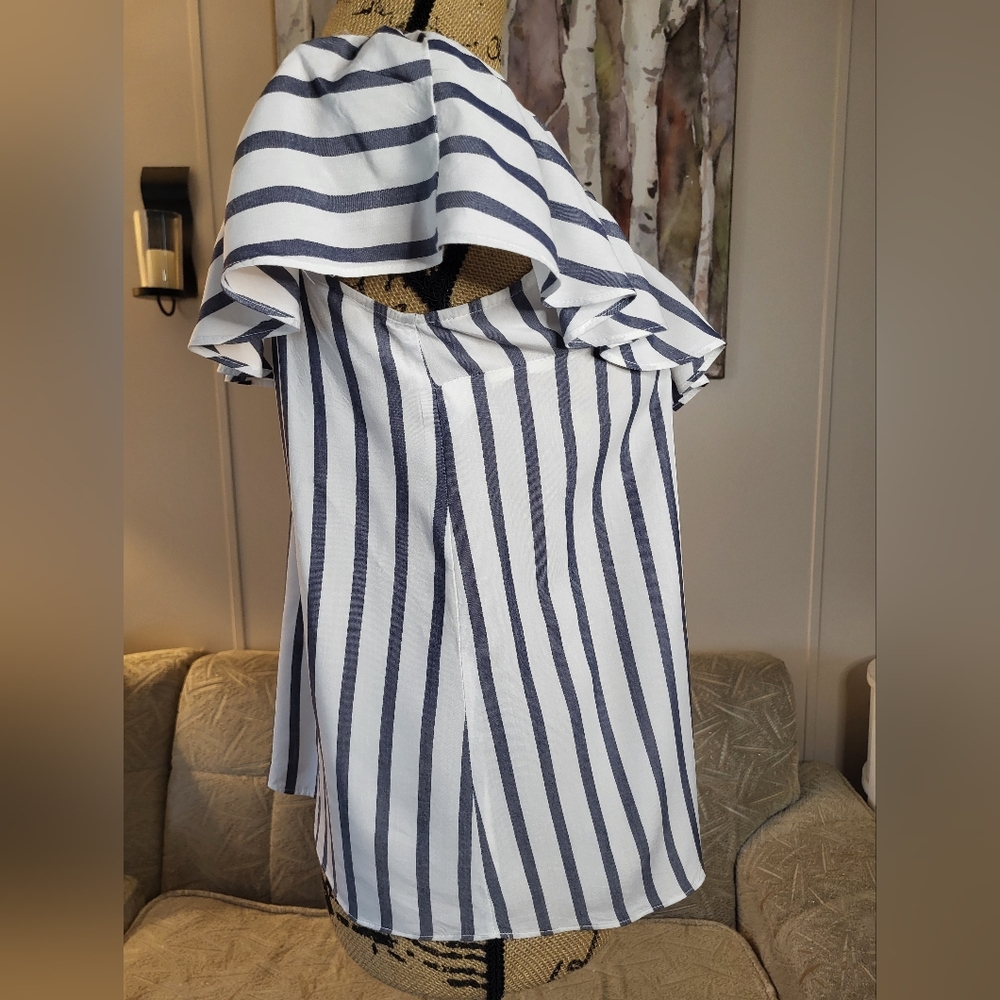 Old Navy Chambray Striped Off Shoulder Top - Picture 2 of 5